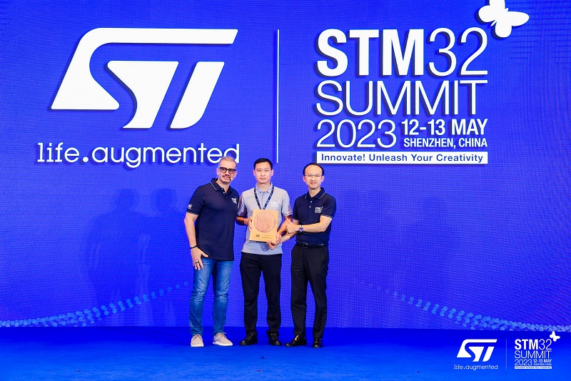 1690861397550625.jpg 8ab32bfa593786764b7bbf7a95e583a.jpg