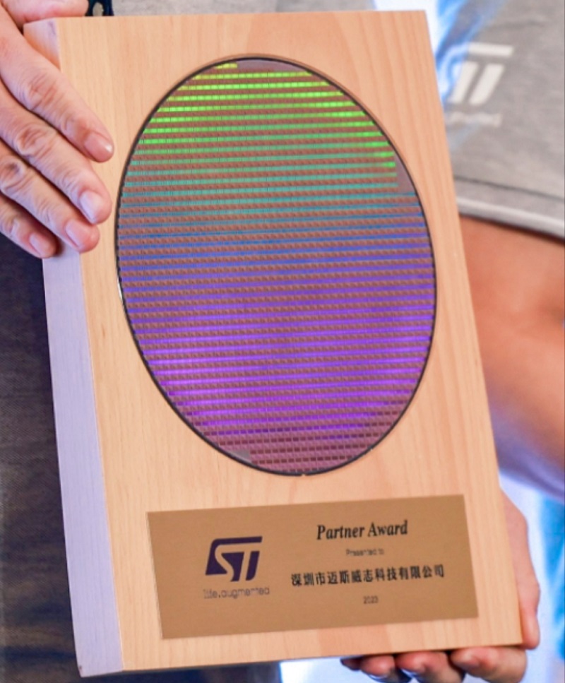 1690861407831769.jpg 4c028f5b81fb3ebf5e9cc254359da5b.jpg